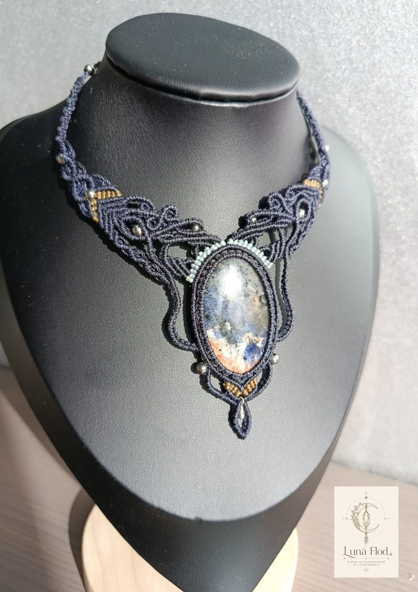 Collier Lunae Silva