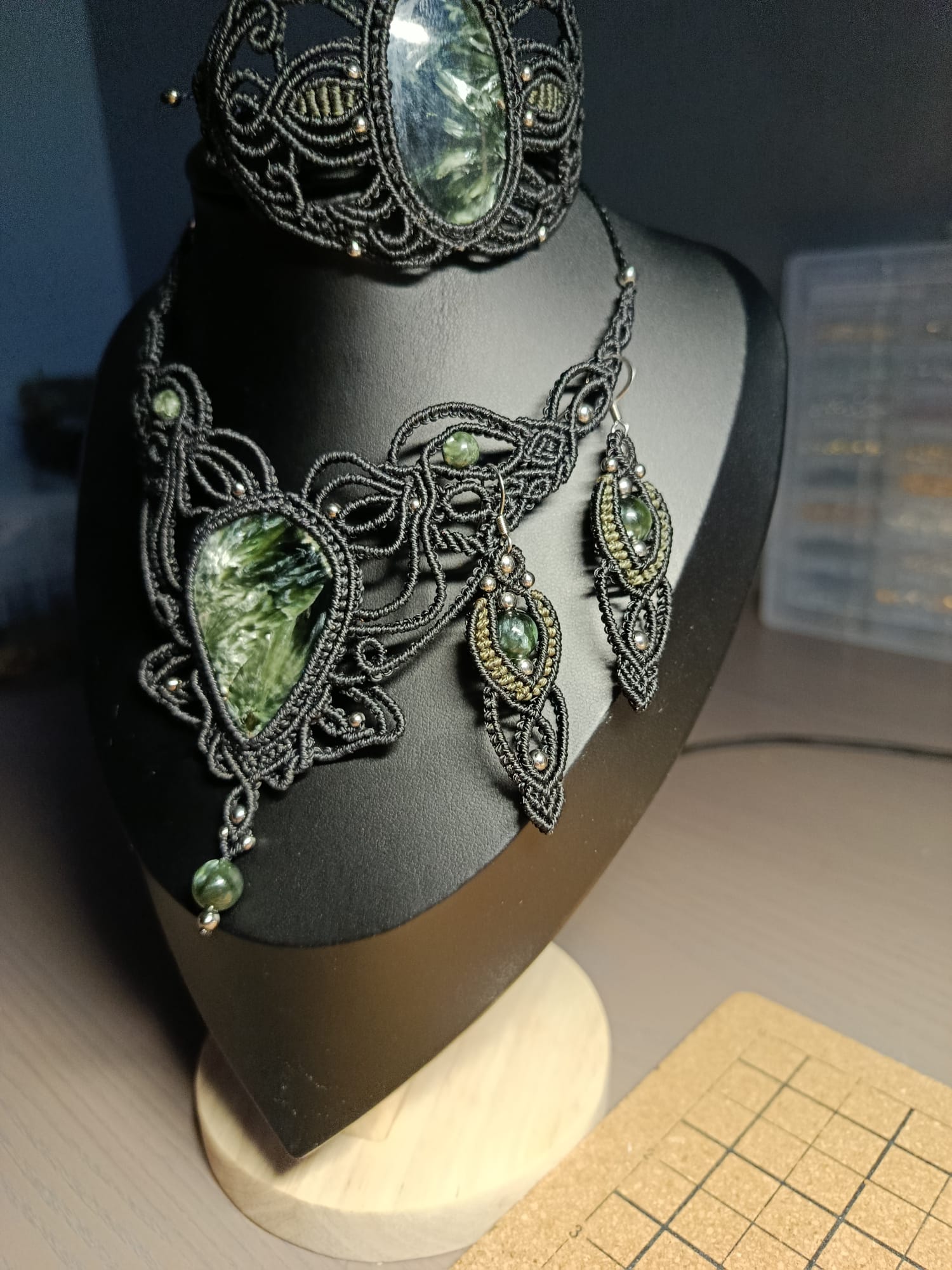 COLLECTION "Appelle-moi Sorcière" collier plastron